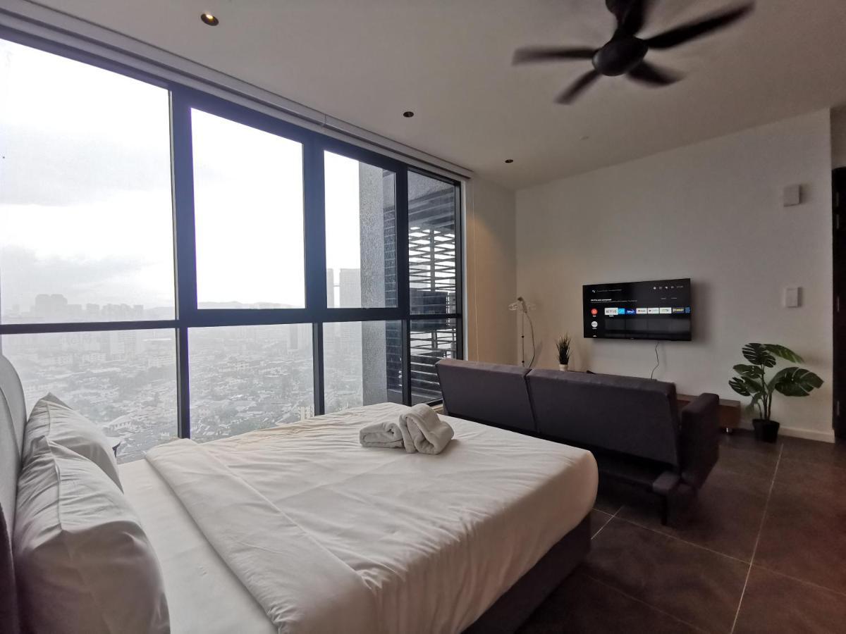 Scarletz Suites Klcc By De Harlequins Guesthouse Kuala Lumpur Exteriör bild