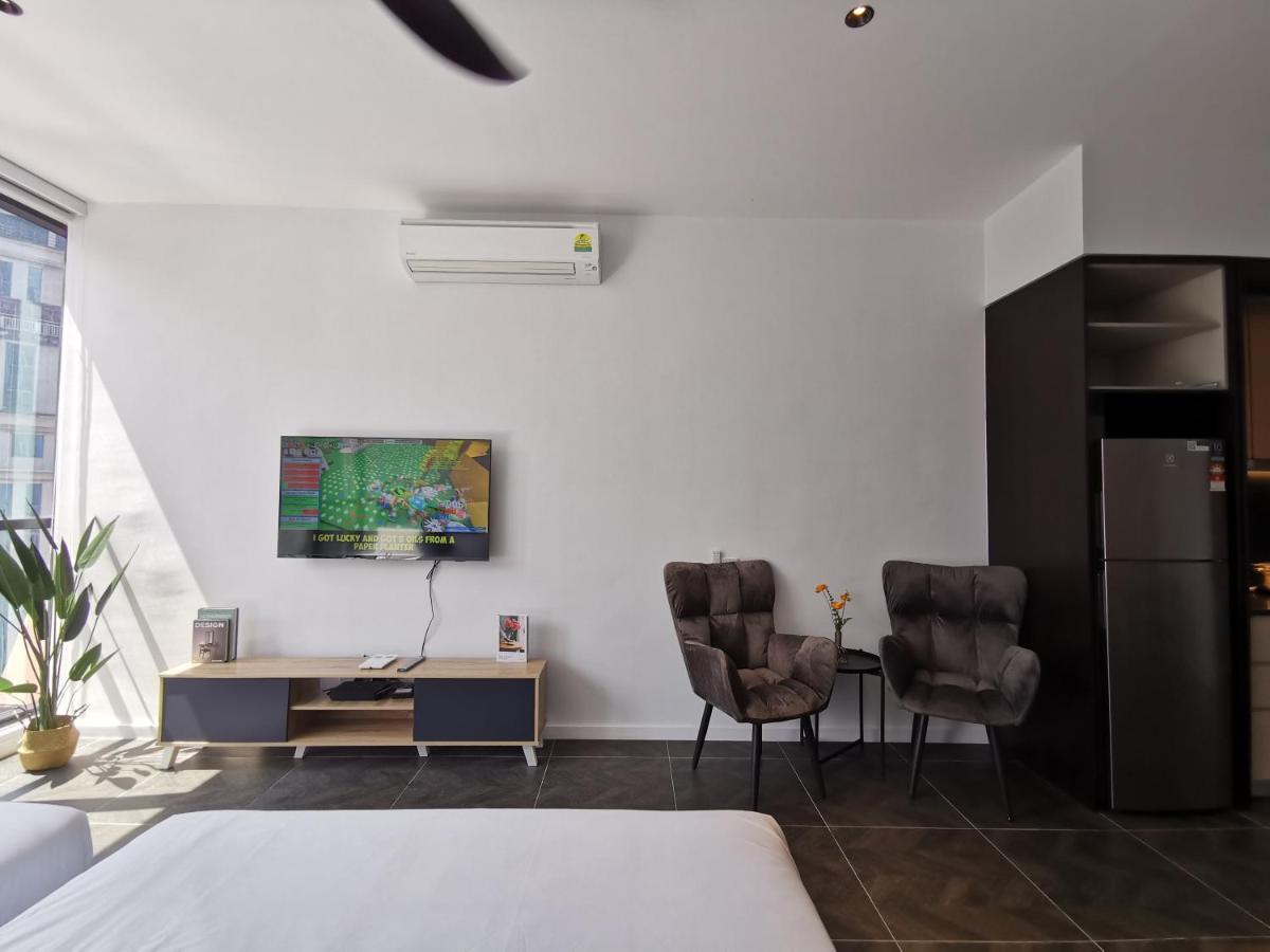 Scarletz Suites Klcc By De Harlequins Guesthouse Kuala Lumpur Exteriör bild